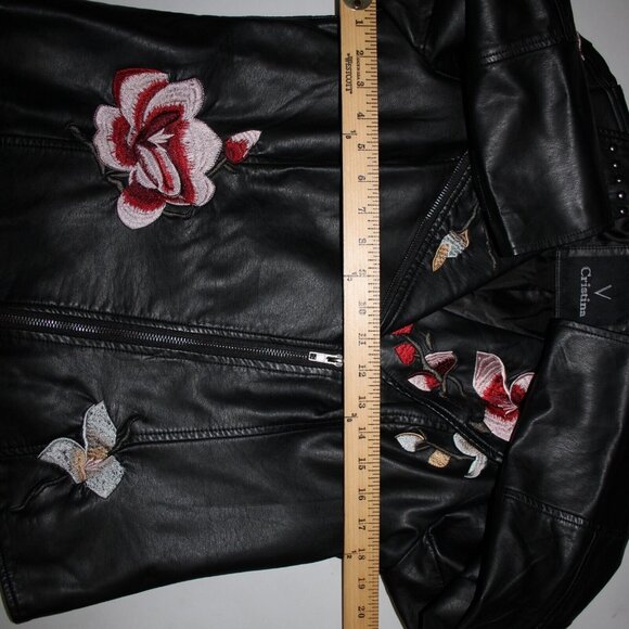 V Christina Sz L Black Silver Studded Floral Pockets Polyurethane AS IS Jacket - Picture 11 of 16